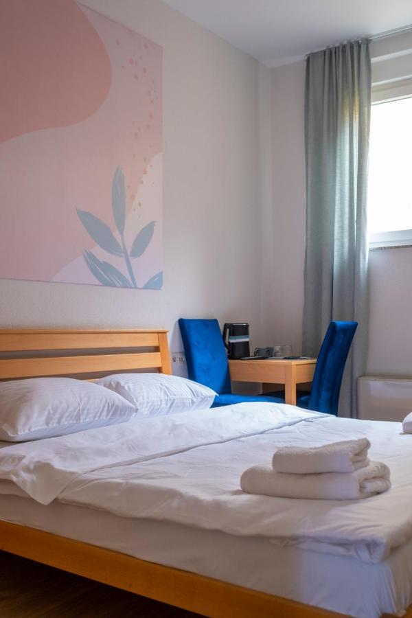 Mint Hotel Прізрен Екстер'єр фото